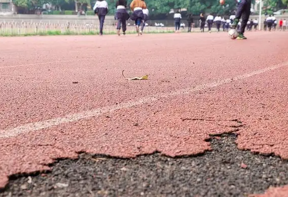 塑膠跑道施工